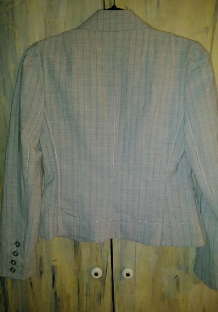 Chic Blazer - Picture 4 of 7